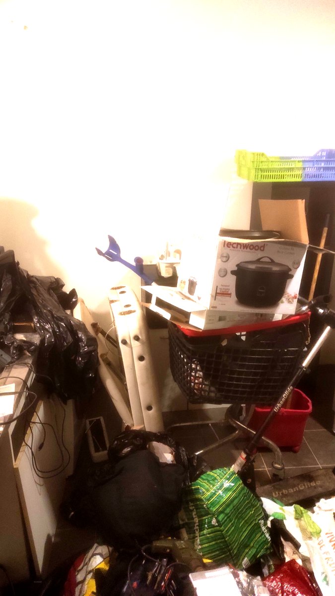 Salle de bain insalubre avant désinfection BPM Île-de-France